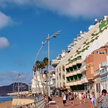 Stylish Near Old Town Apartament